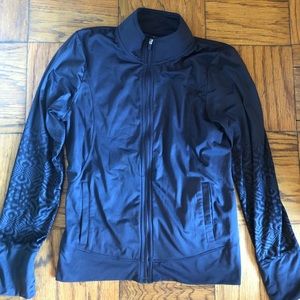 Grey zipper exercise jacket
